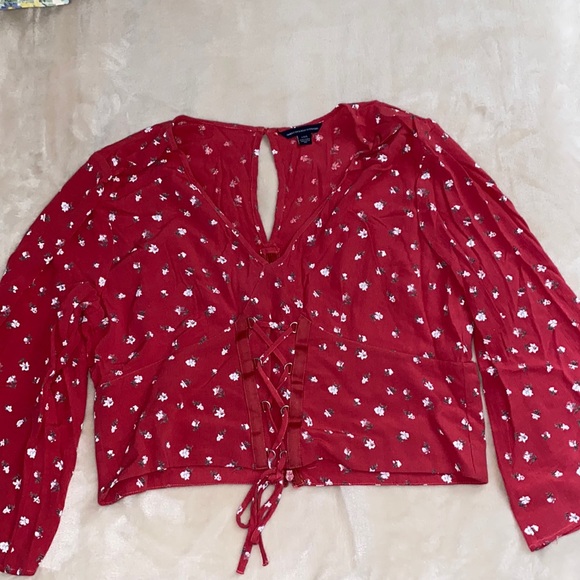 American Eagle Women’s Top - Picture 1 of 5